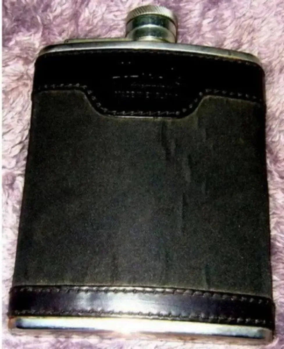 Vintage Harrods Hip Flask - Image 2