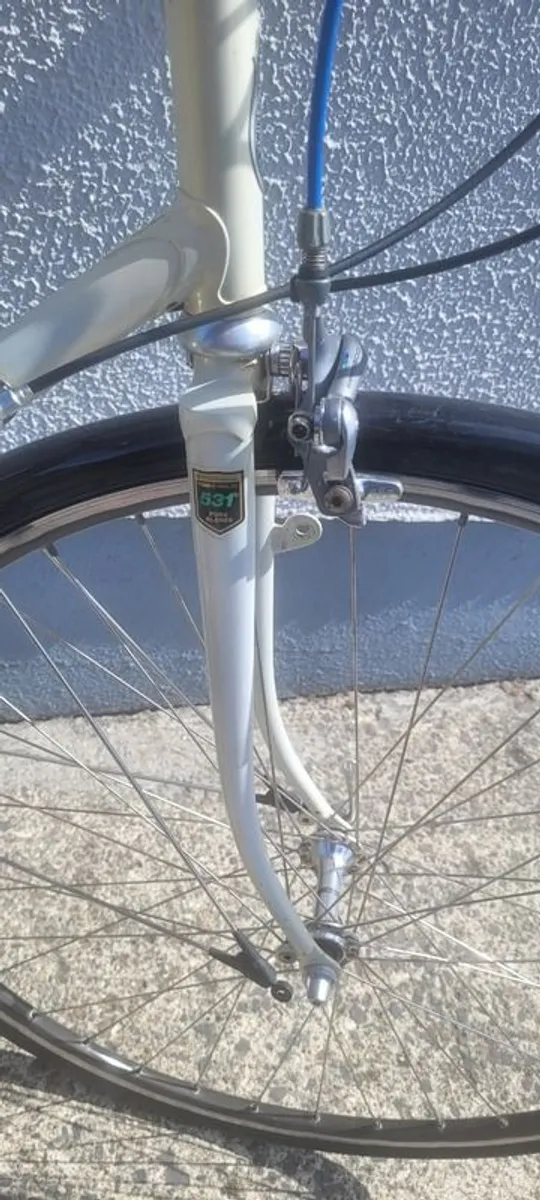 Vintage Bicycle - Image 4