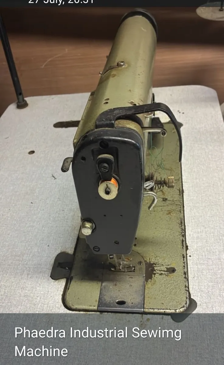 Sewing machine's - Image 2