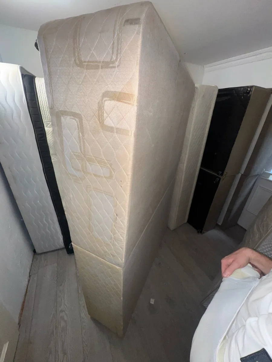 Mattress & Base / Bed / Single / Double / King / - Image 4