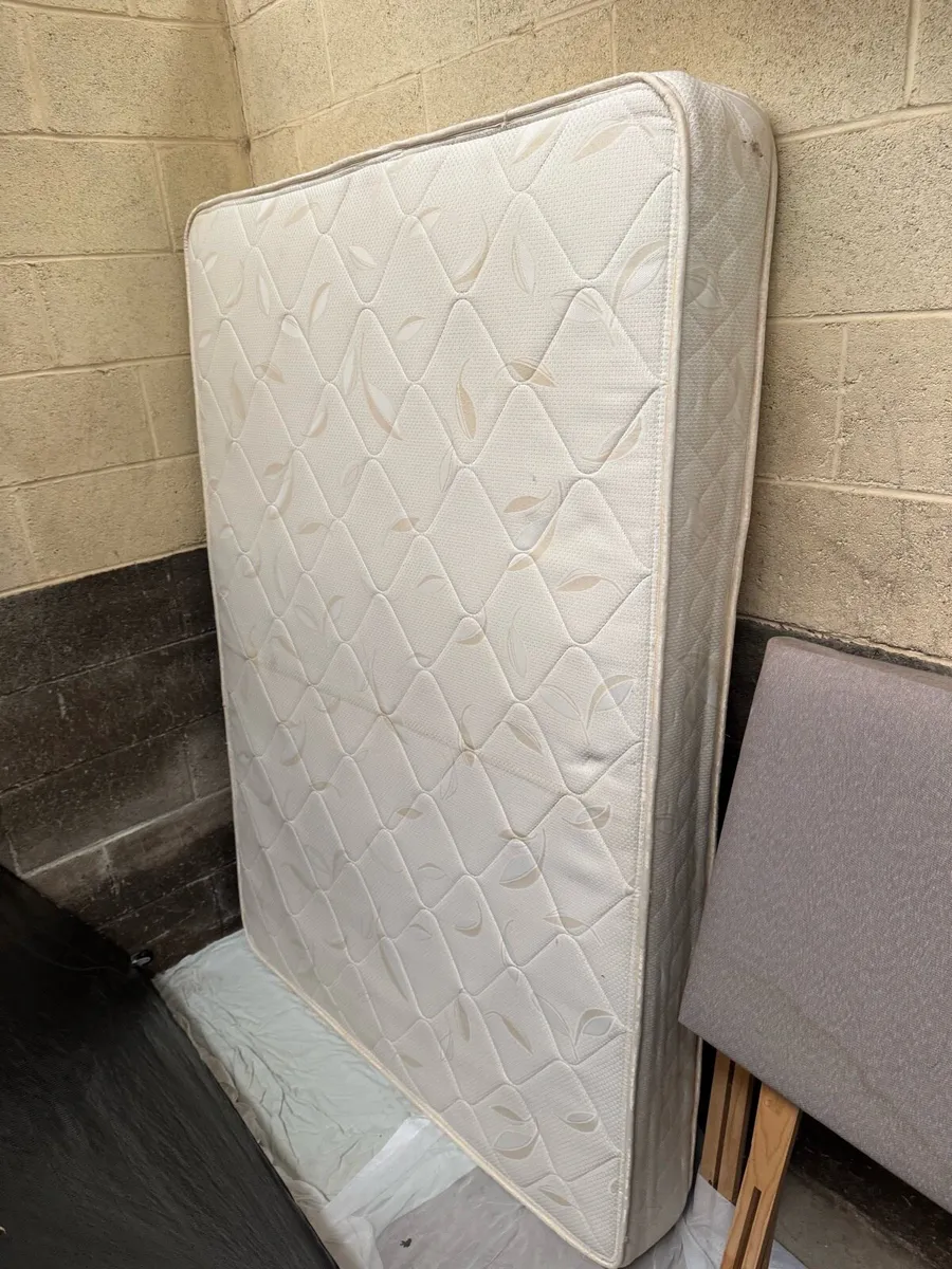Mattress & Base / Bed / Single / Double / King / - Image 1
