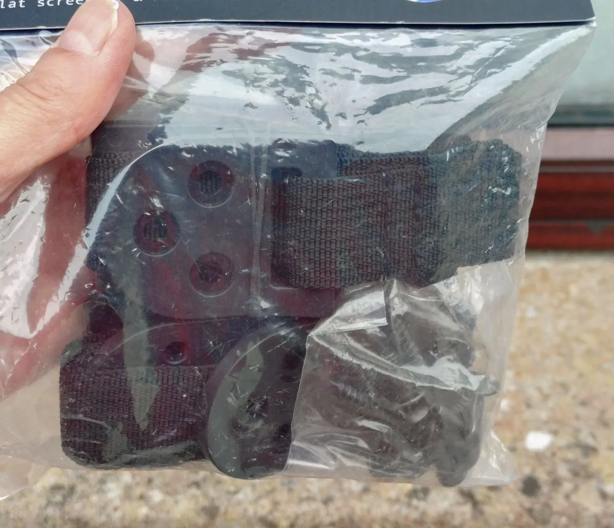 ANTI-TIP STRAPS (FOR FLATSCREEN TV'S ETC) NEW. - Image 3