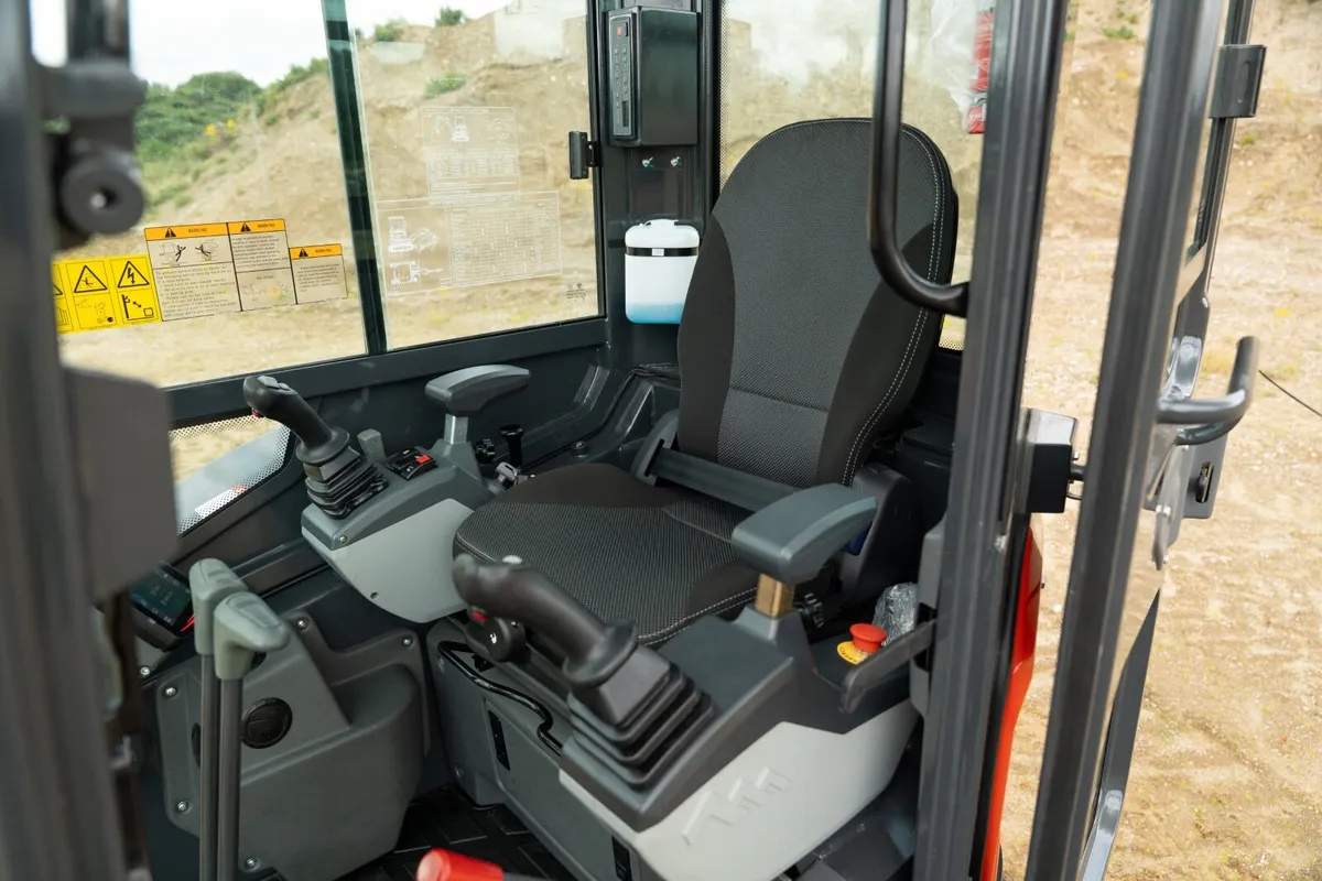 Yardex YX27 – 3 Year Warranty - Kubota - Image 4