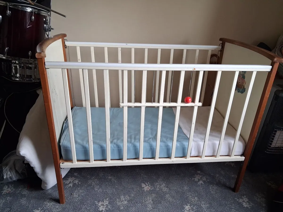Crib