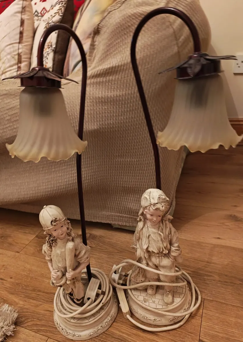 Side lamps