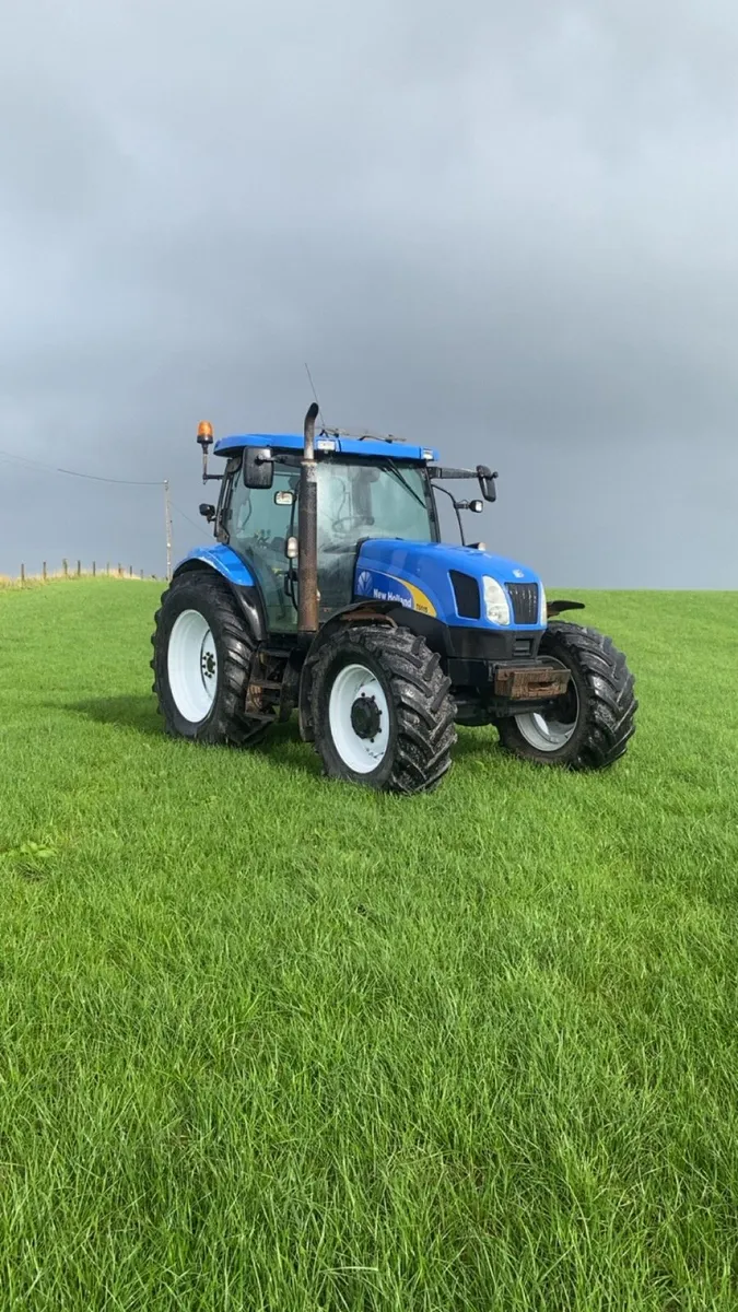 New Holland TS115A - Image 2