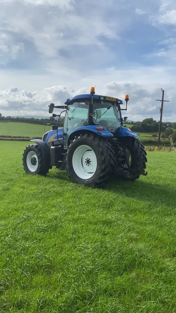 New Holland TS115A - Image 4