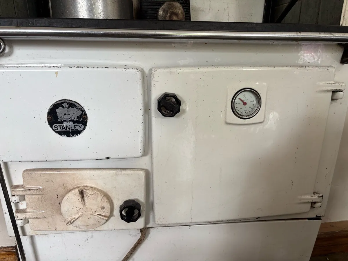 Solid Fuel Stanley Stove - Image 3