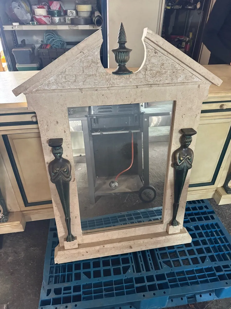 Dresser, Hall, coffee tables, tables, mirrors, etc - Image 2