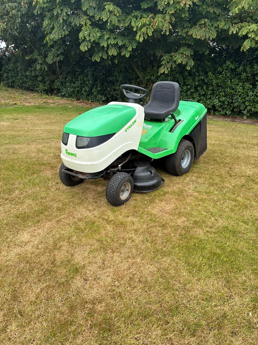 Viking ride on lawnmower - Image 1