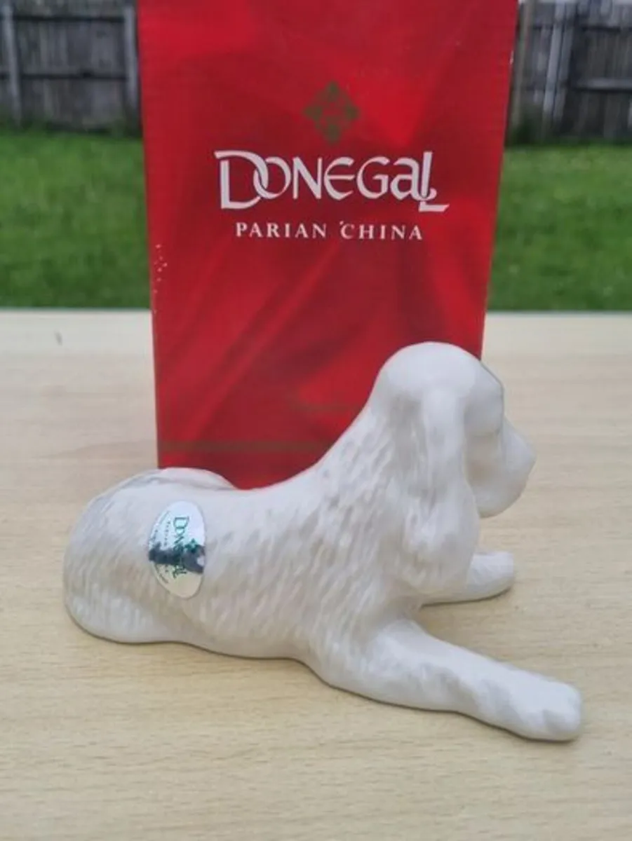 Donegal Parian China porcelain figurine of a dog - Image 3