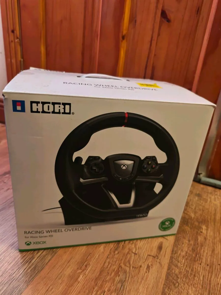 Hori Xbox Series S/X racing wheel - Image 1