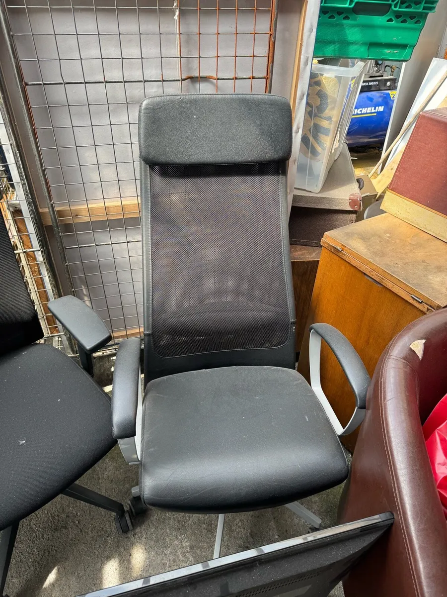 Office furniture , table , chair , desk , locker , - Image 4