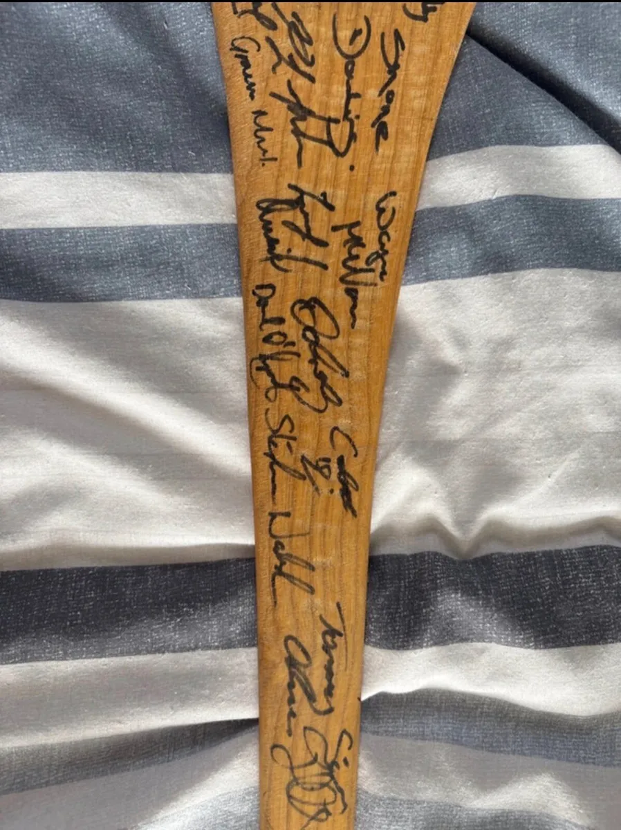 Signed Hurley - Image 3