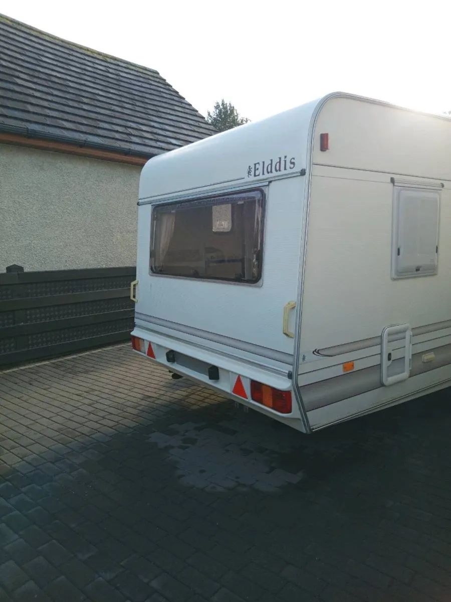 Caravan - Image 4