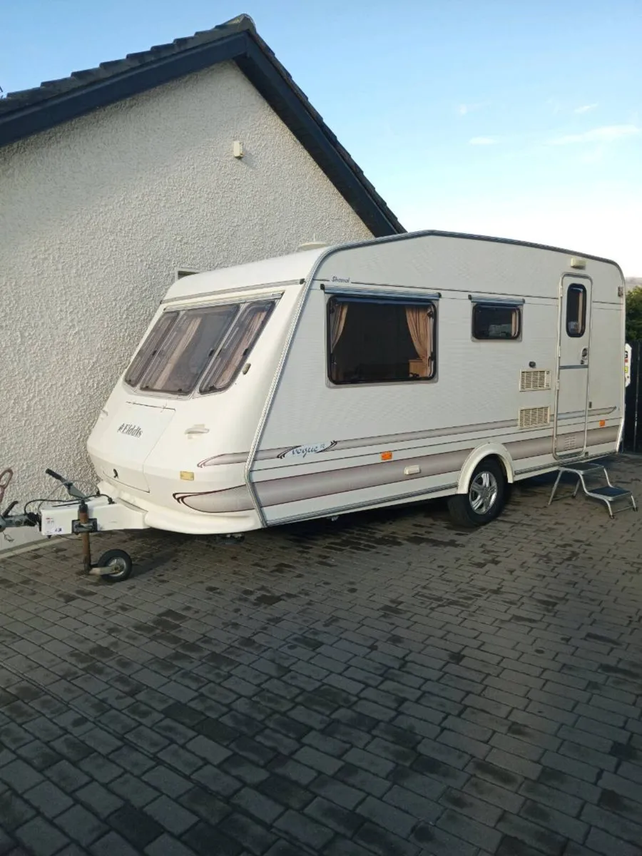 Caravan - Image 1
