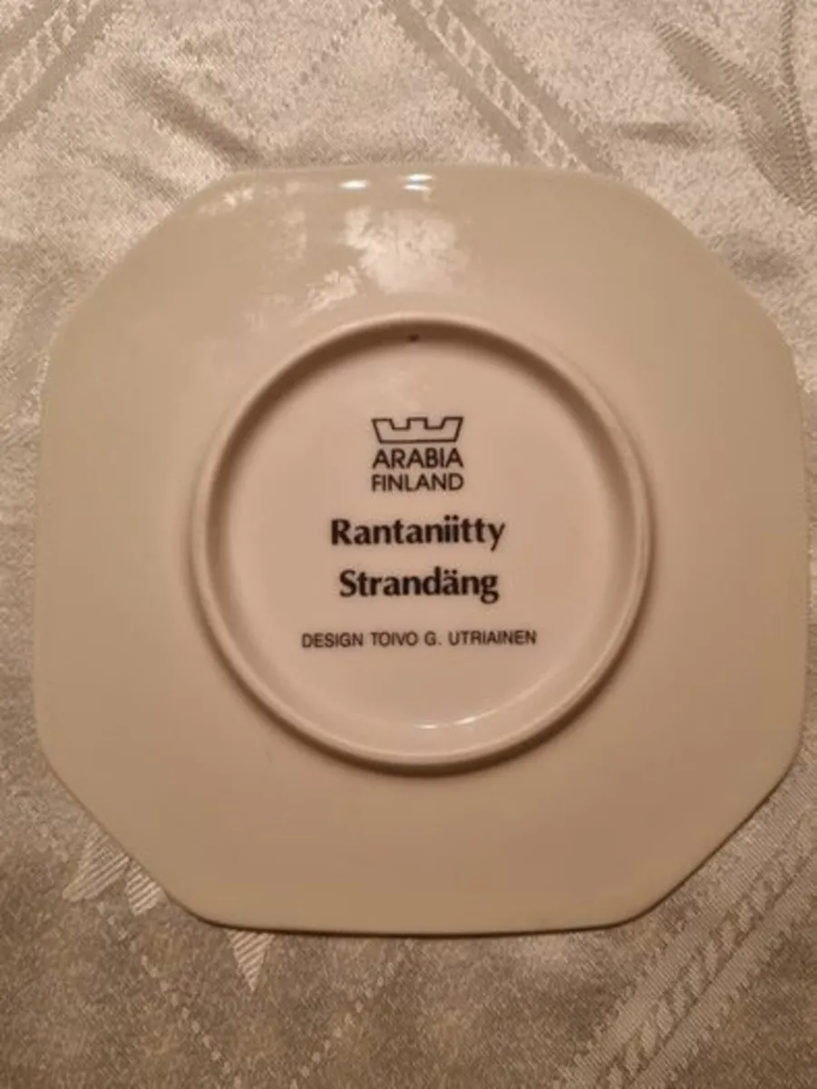 Arabia Of Finland Plate or stand - Image 3