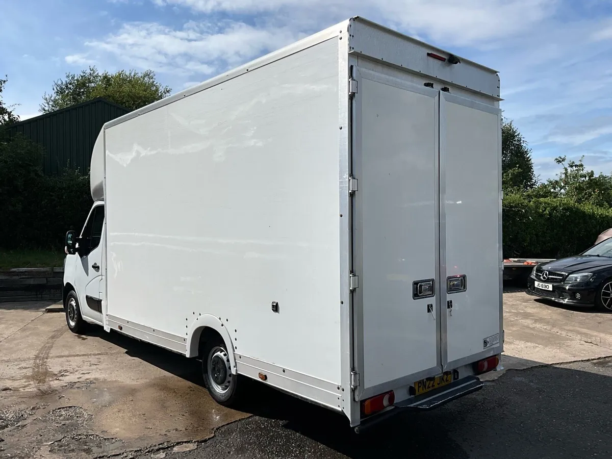 2022 Renault Master Lo Loader - Image 4