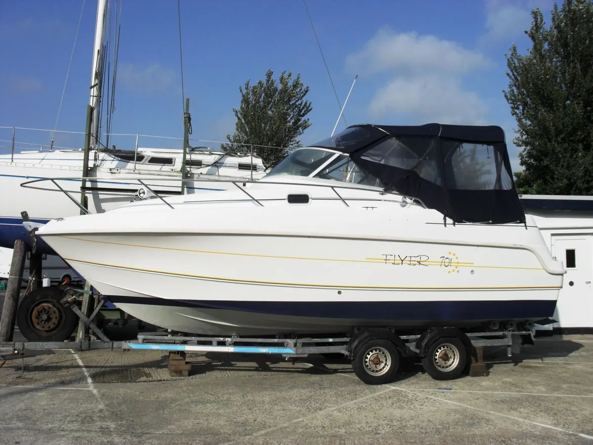 BENETEAU FLYER 701, 23ft SPORTS CRUISER. - Image 1