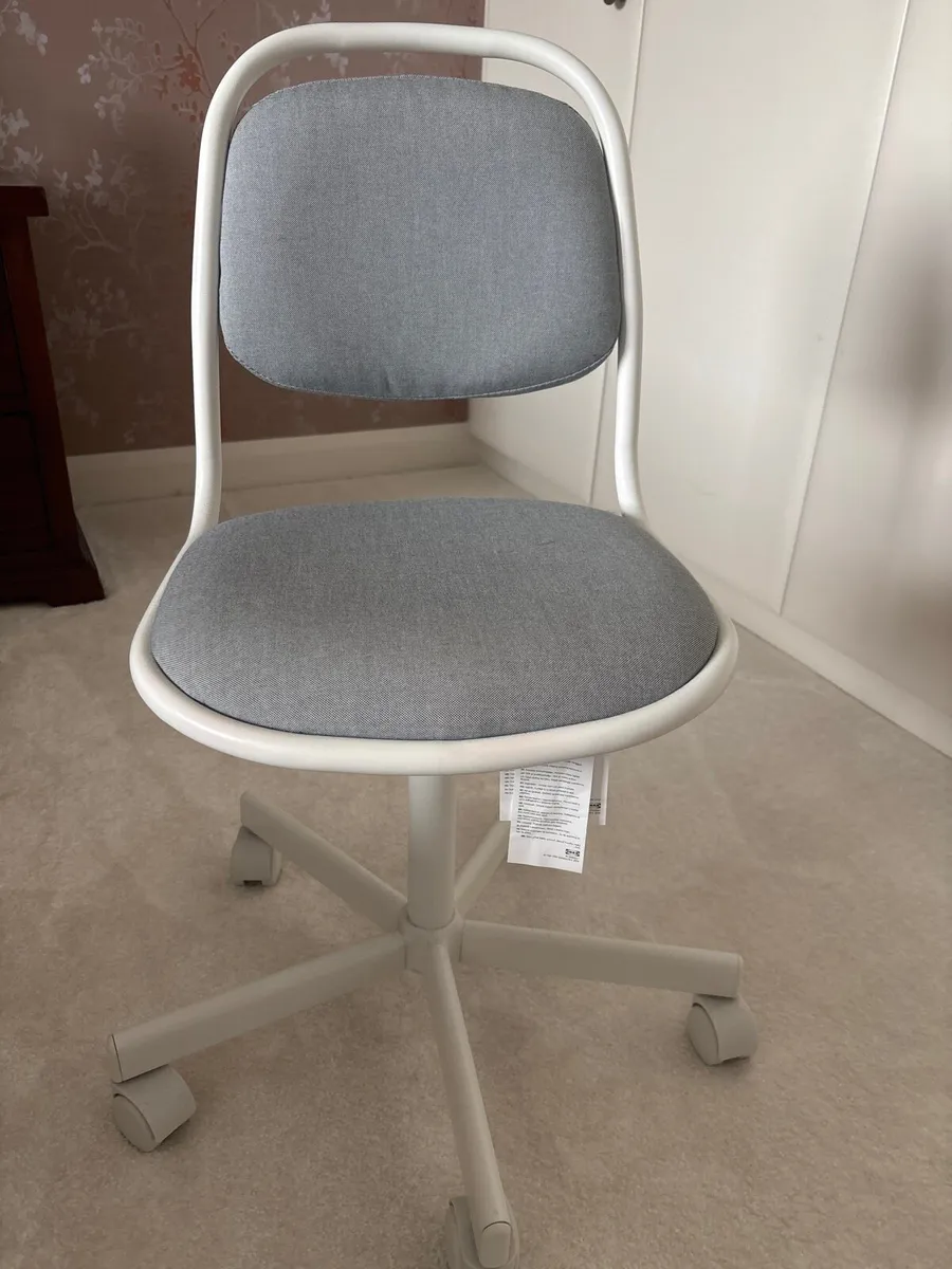Child’s chair for desk - Image 1