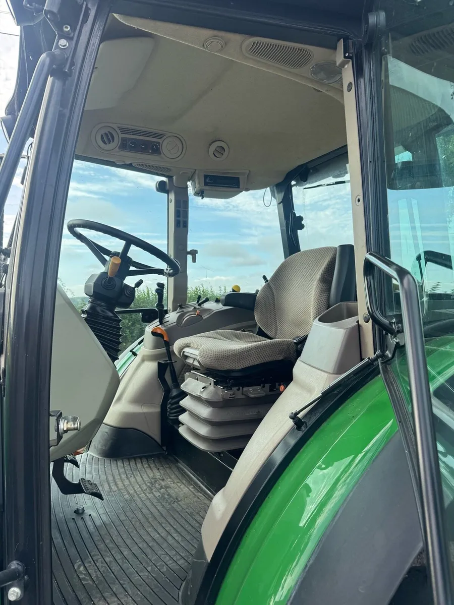 John Deere Tractor - Image 2