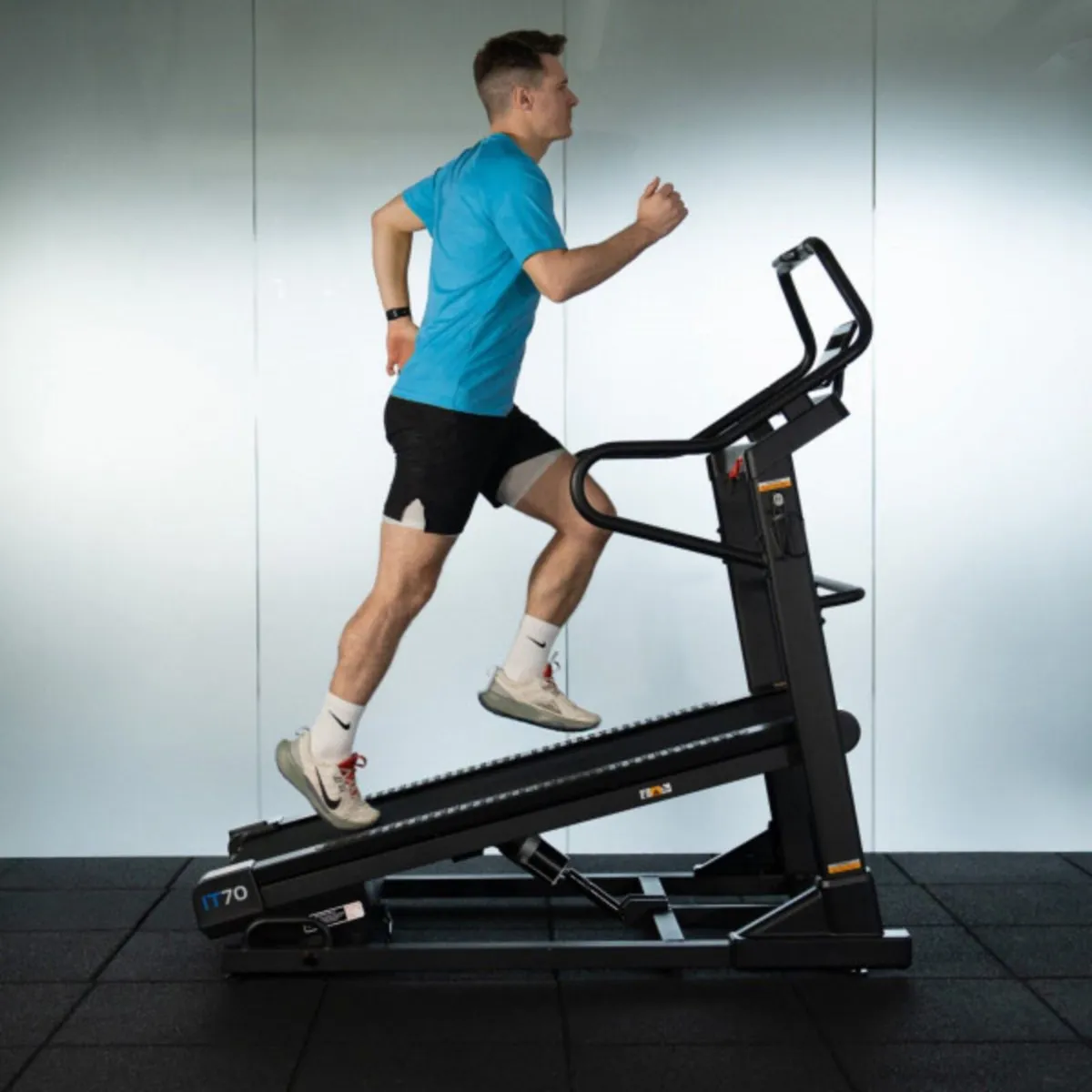 Cardio pro Incline Treadmill-Free Delivery - Image 1