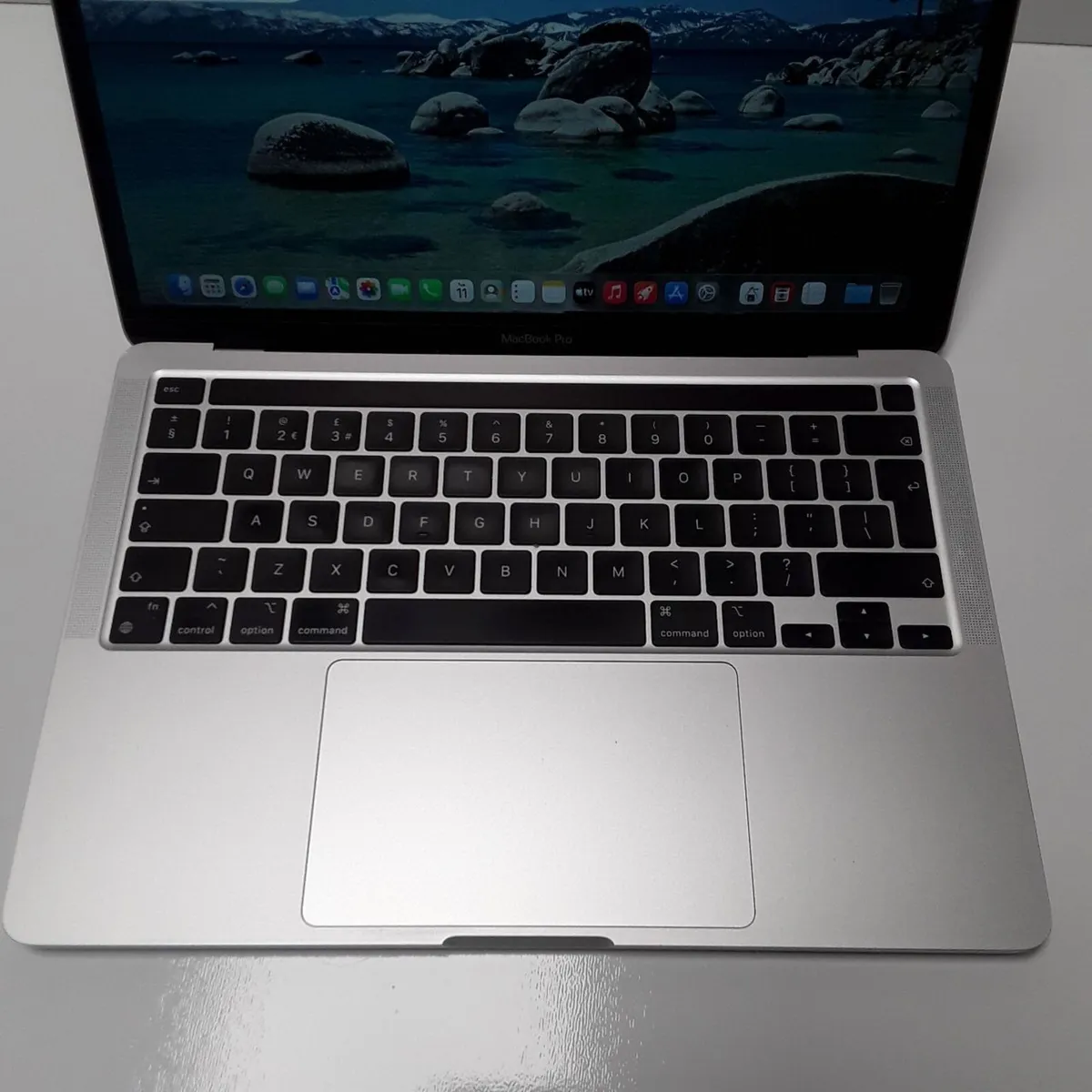 Apple MacBook Pro 13-inch (2020) | Apple M1 Chip | - Image 3