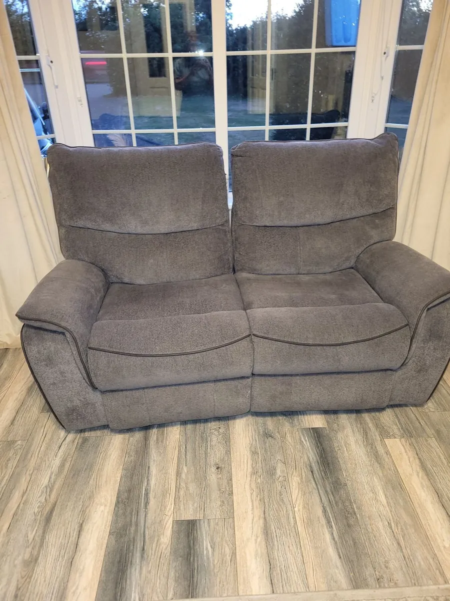 3 + 2 seater sofa - Image 4
