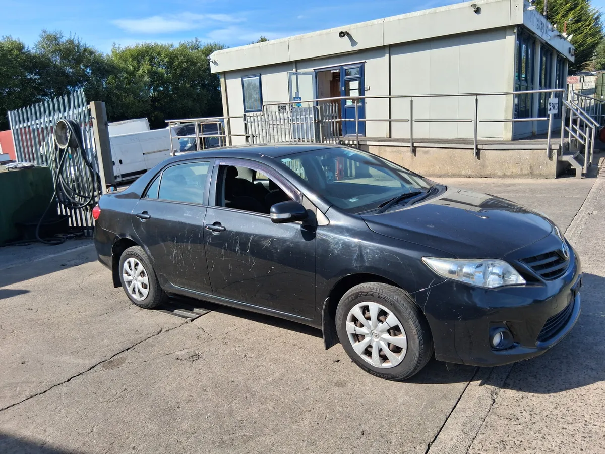 2011 TOYOTA COROLLA  1.4 D-4D (for parts only) - Image 3