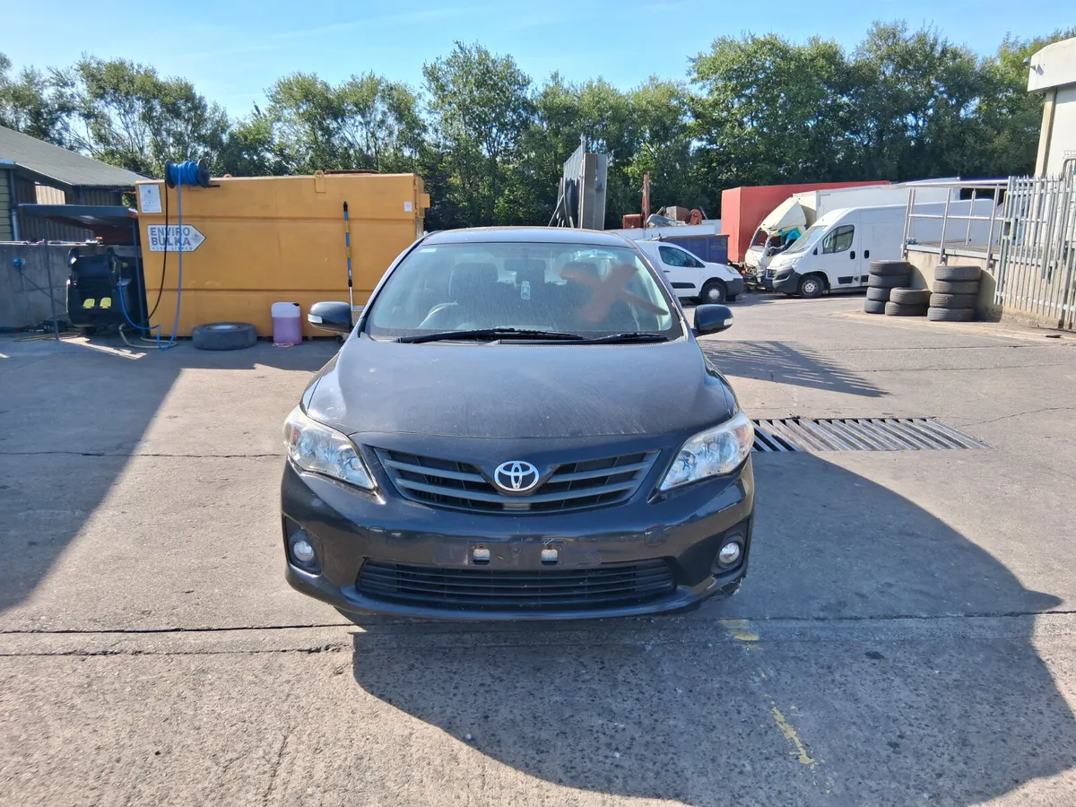 2011 TOYOTA COROLLA  1.4 D-4D (for parts only) - Image 2