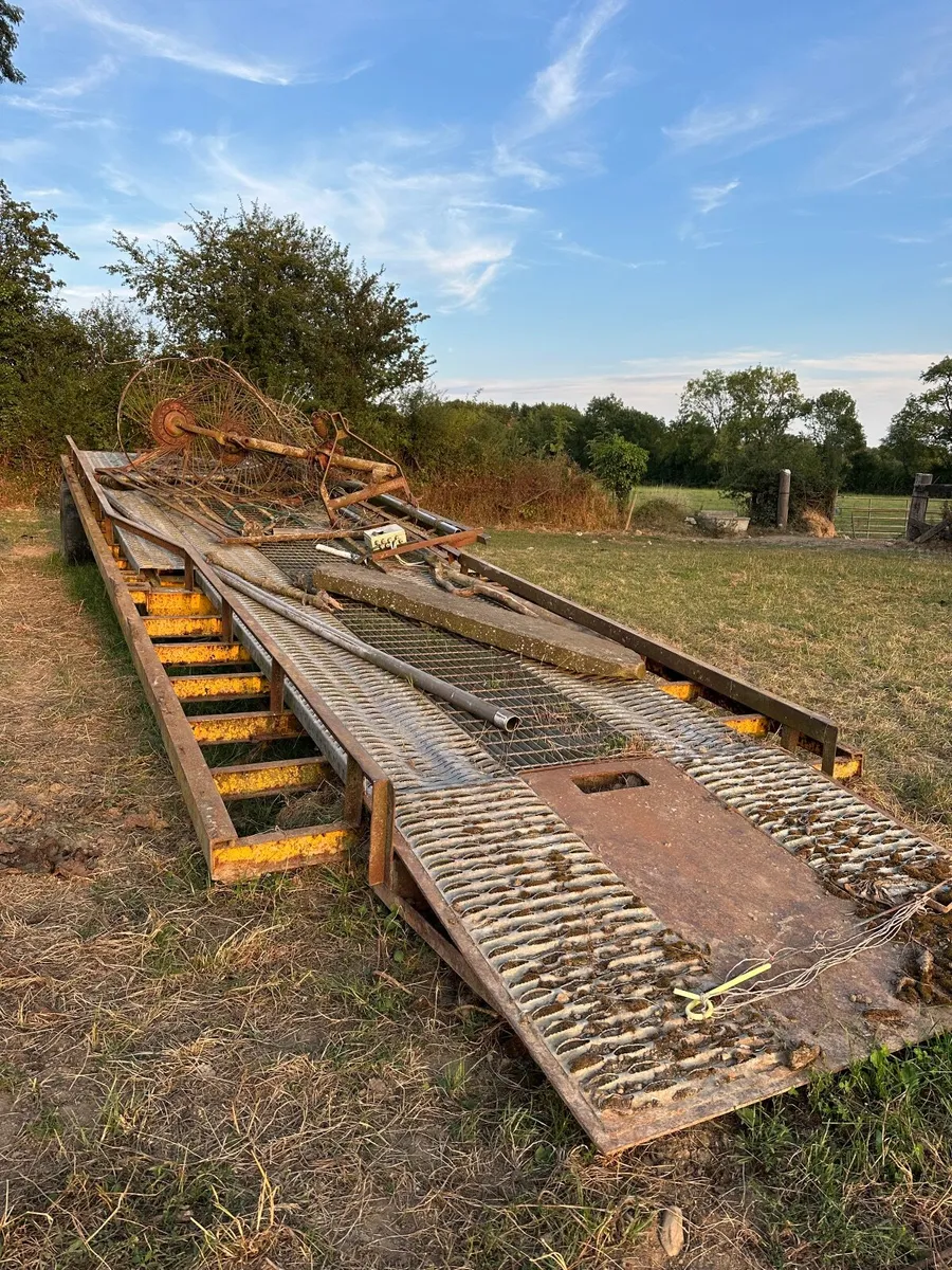Forklift ramp - Image 1