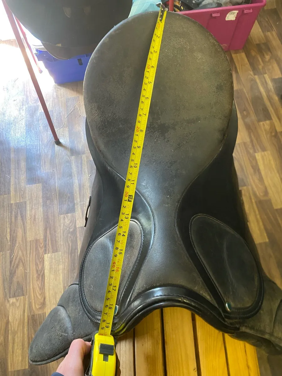 Large Leather saddles to clear 18-18.5” - Image 2