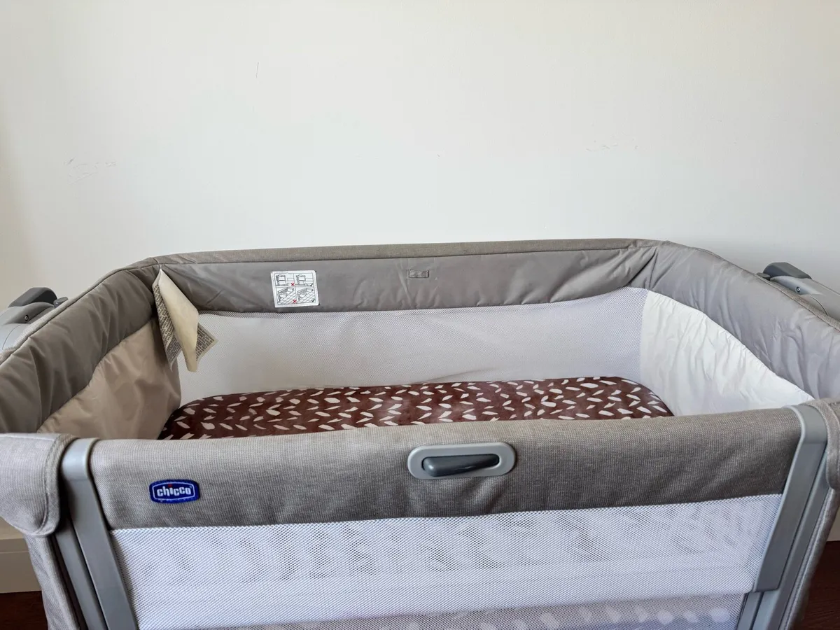 Chicco next to me magic evo crib - Image 2