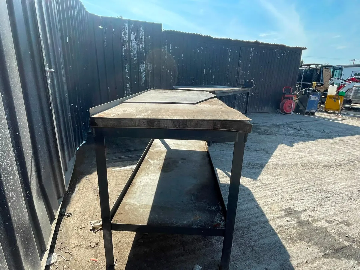 Heavy Duty Work Bench With Vice - Image 2