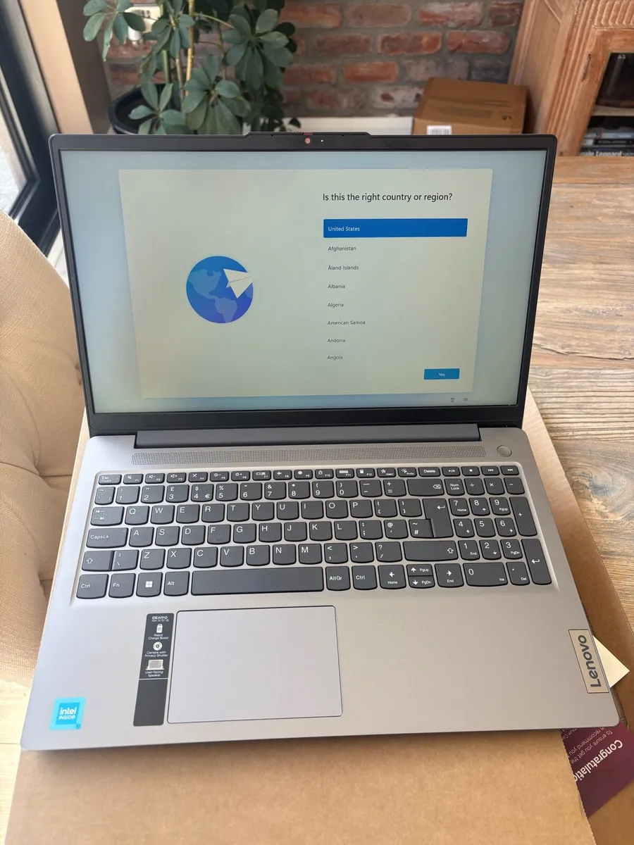 Lenovo 15.6 INTEL 4GB Laptop - Image 1