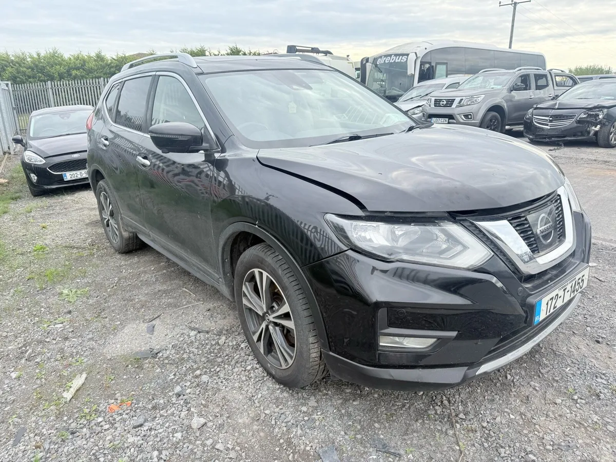 17 Nissan Xtrail 1.6d DAMAGE REPAIRABLE - Image 1