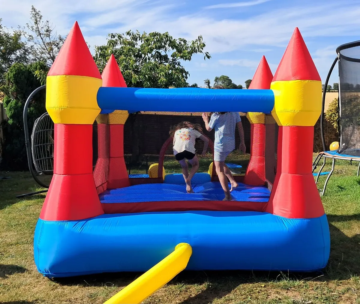 Kids Bouncing castle - Image 1