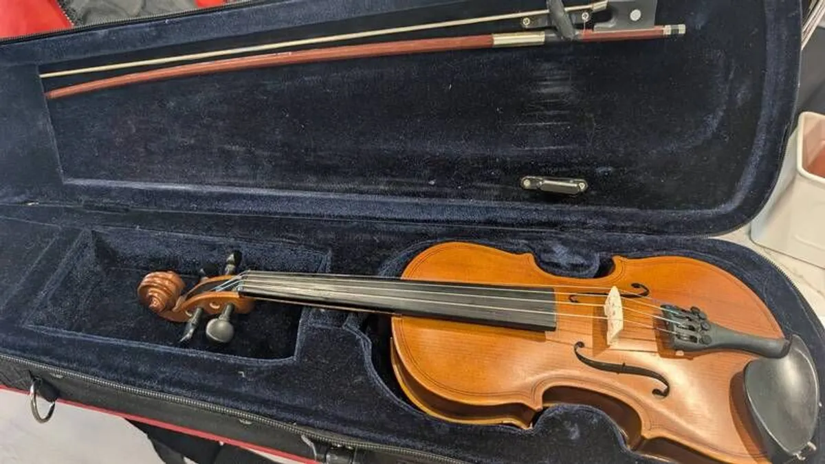 1/8 size violin - Image 1