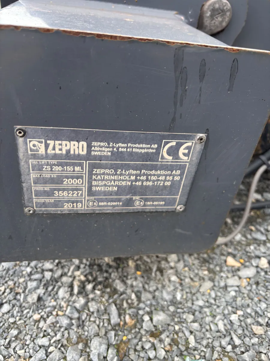 2019 Zepro Tail Lift 2Ton - Image 2