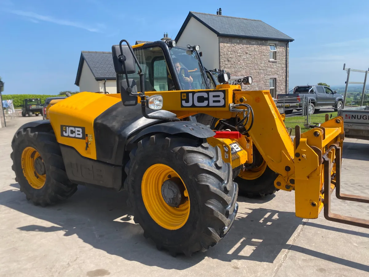2020  JCB 526-56 AGRI PLUS - Image 4