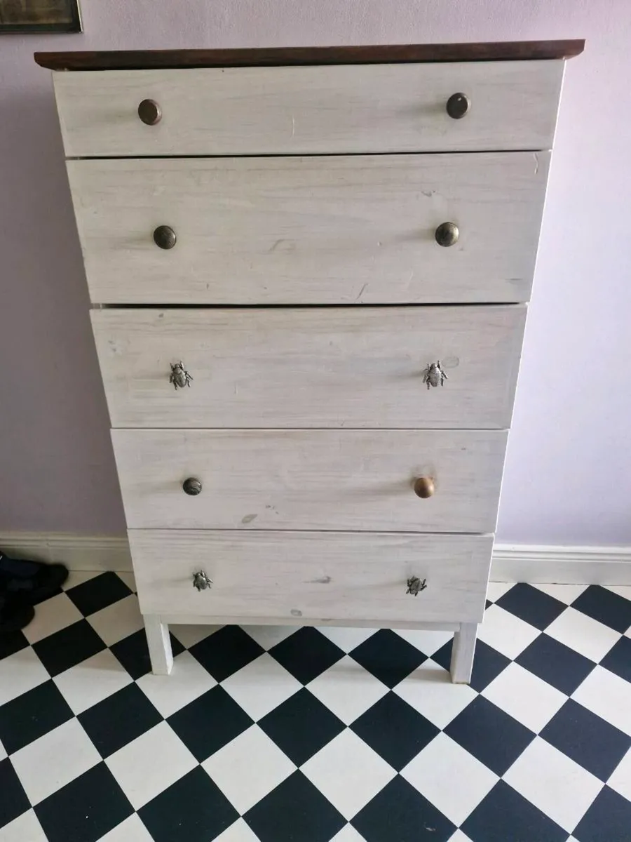 Chest of drawers - Image 1