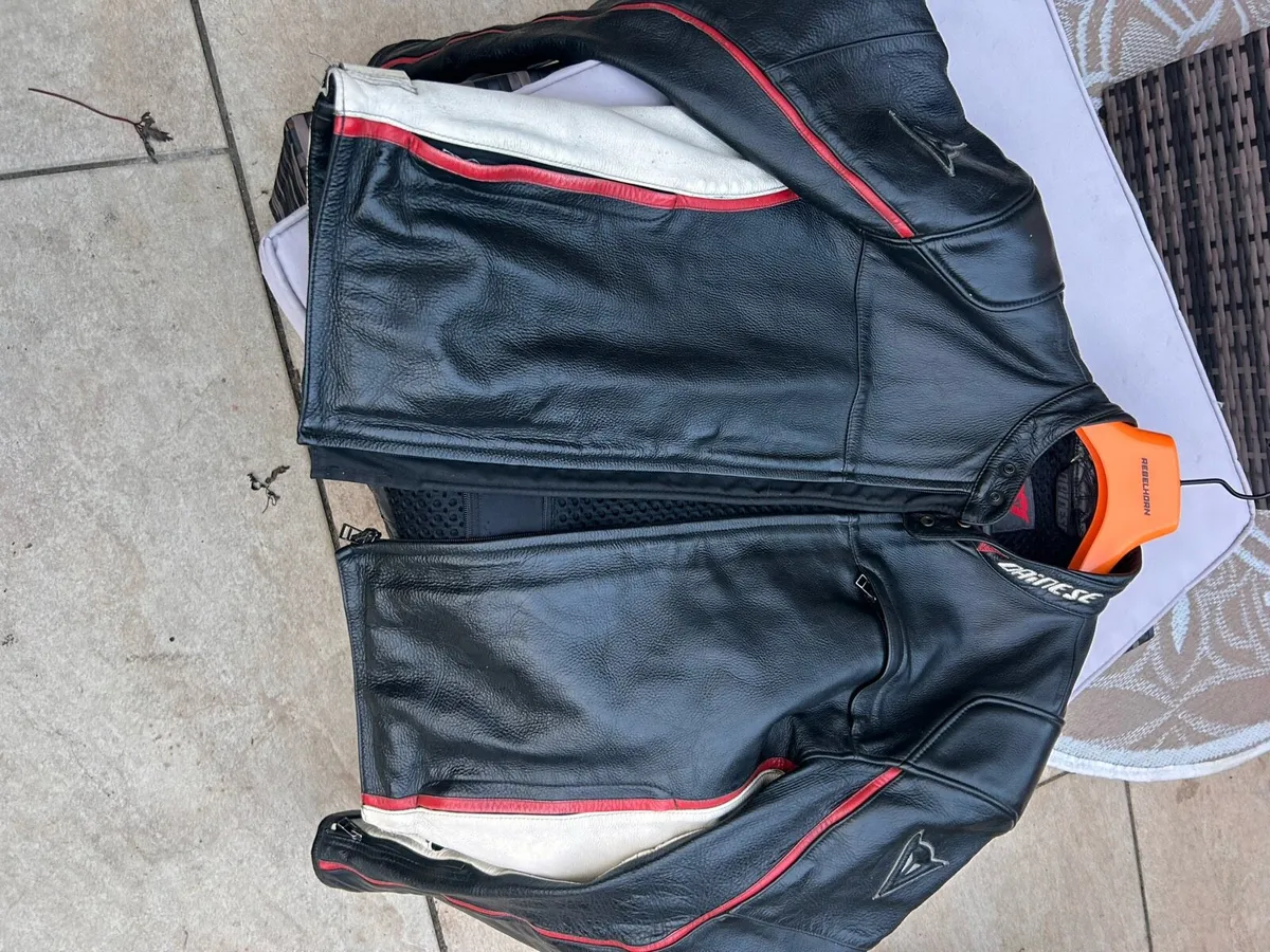 Dainese leather jacket size 58 leather jeans 54 - Image 3