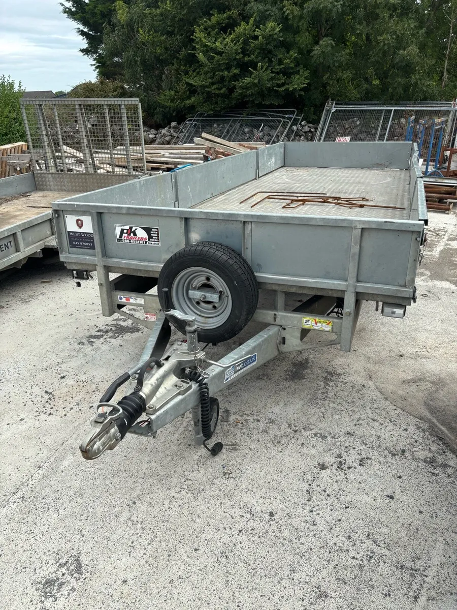 Ivor William trailer - Image 1