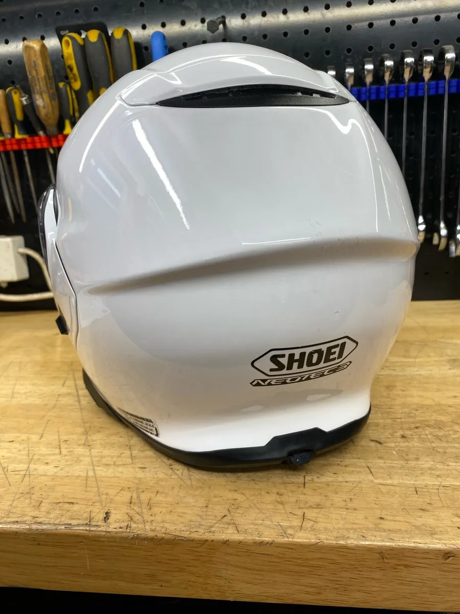 Shoei Neotec 3 with Sena Srl3 comms - Image 2