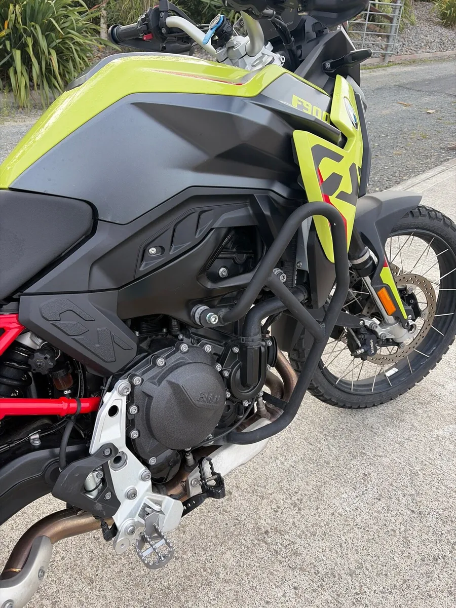 BMW f 900gs - Image 2