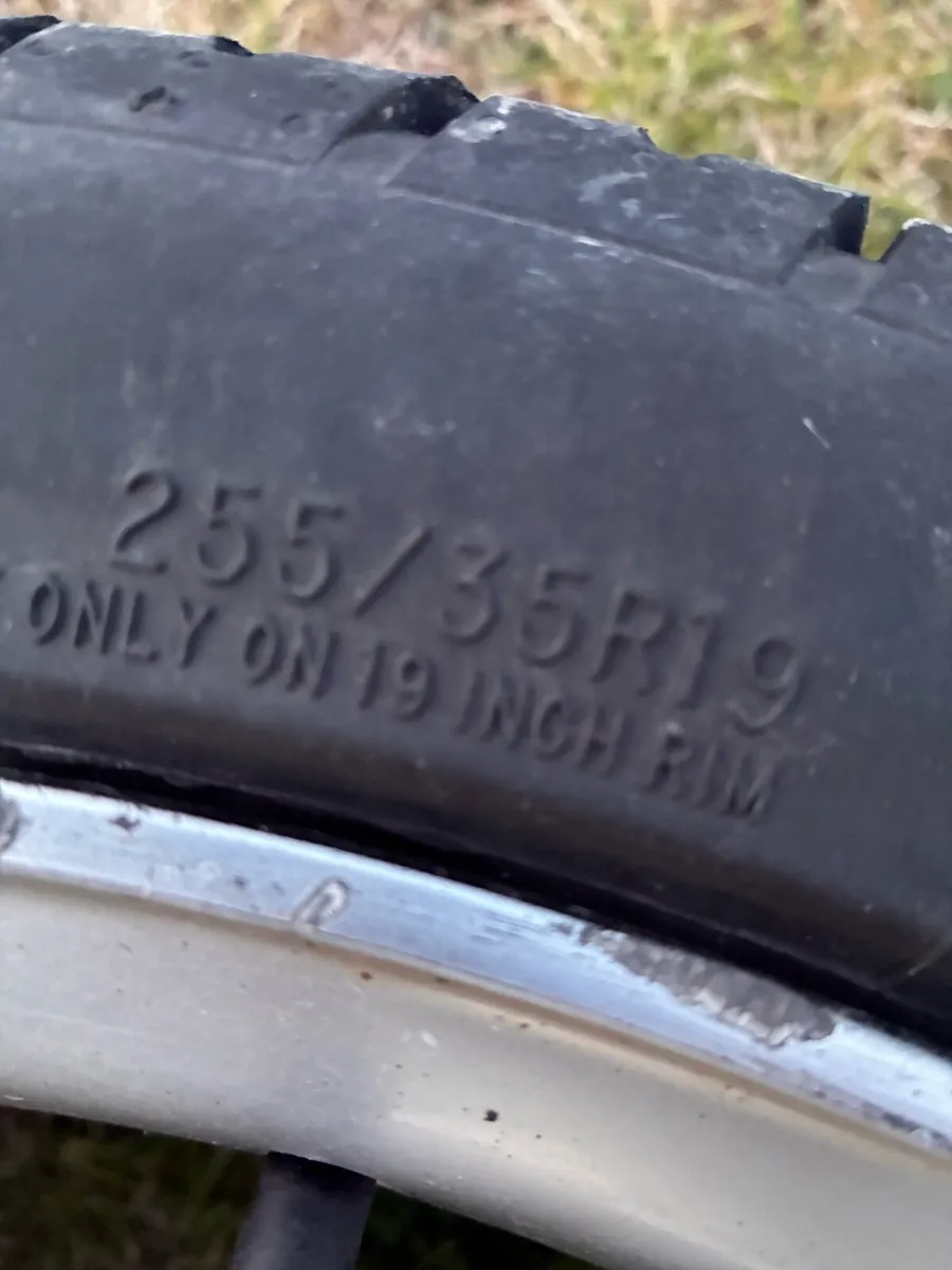 Alloy wheel 19” - Image 3