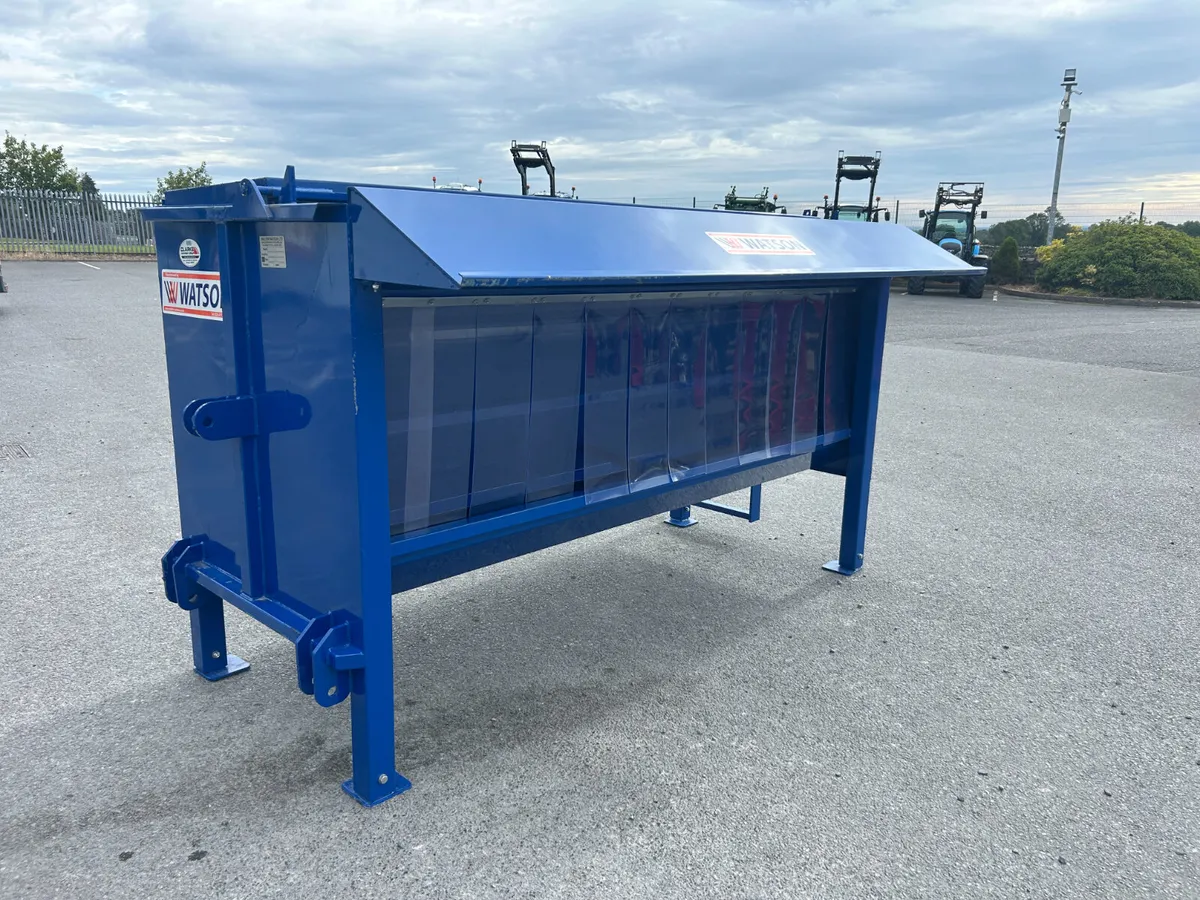 Watson Bull Feeder - Image 1