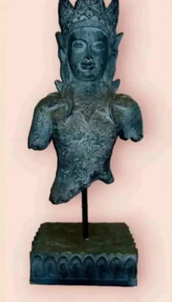 Vintage Asian Art Bust - Image 2