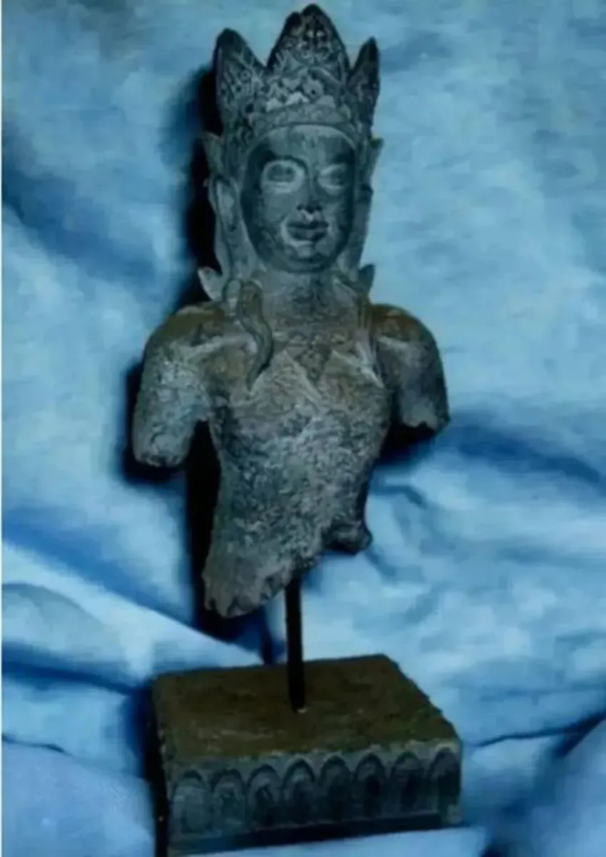 Vintage Asian Art Bust - Image 1