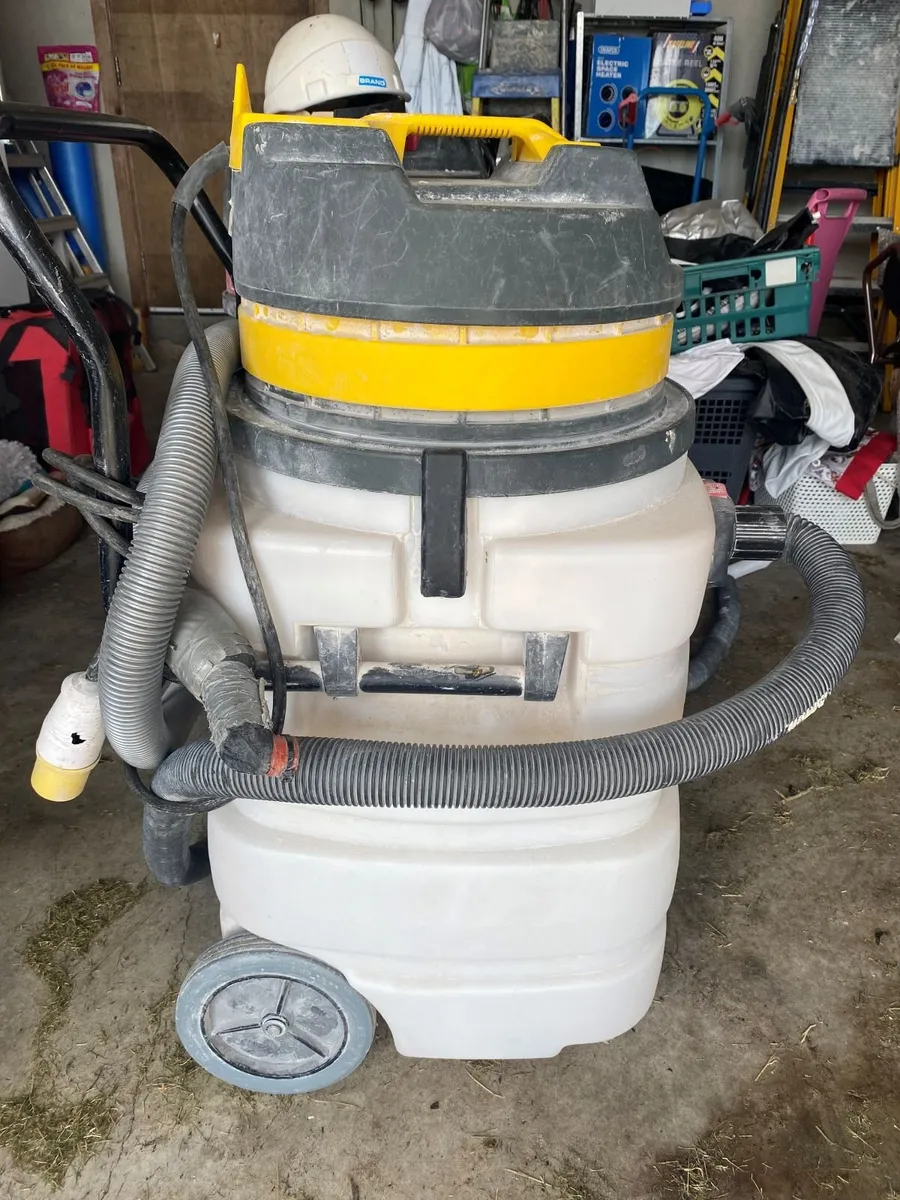 Cleaning equipment & materials - Image 1